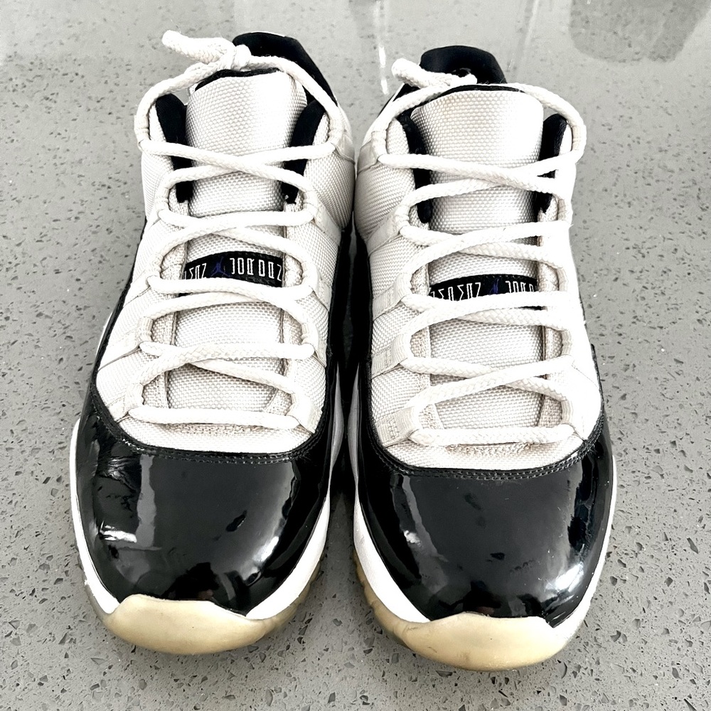 Jordon low top 11s